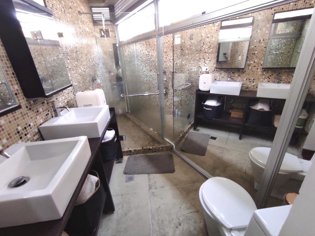 Se alquila muy agradable "Loft" de 143 m2 en dos plantas. Amoblado.Cuenta con una ubicacin privilegiada y un diseo nico, muy agradable y particular.