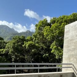 Venta apartamento Pent-House Dplex en el Country Club, sin acabados (obra gris), vista espectacular, zona cntrica pero muy tranquila.