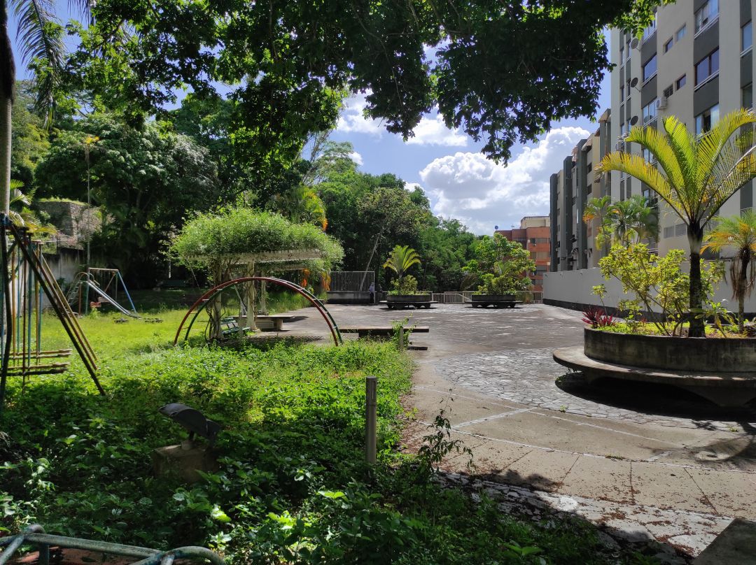 Venta apartamento en Santa Rosa de Lima, muy bien ubicado, precio de oportunidad!