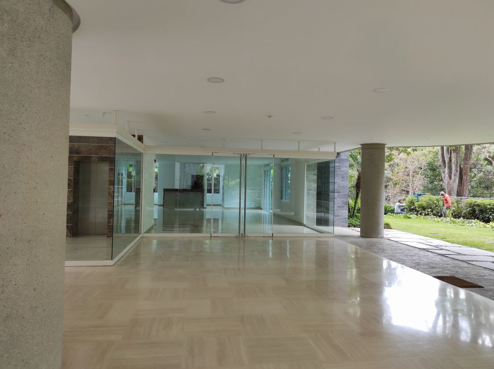 Venta o Alquiler apartamentos en el exclusivo conjunto "Paraso Los Chorros. Alquiler $9-11/m2 Venta $2.220/m2