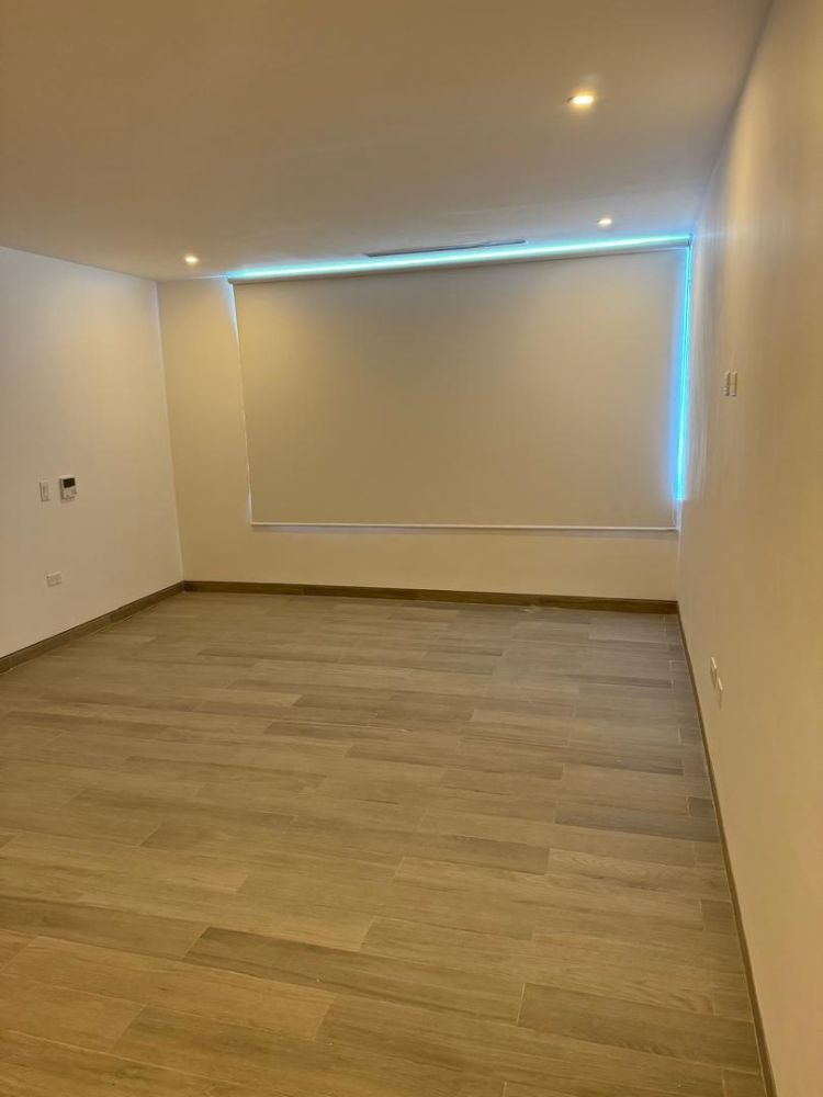 Venta o Alquiler apartamentos en el exclusivo conjunto "Paraso Los Chorros. Alquiler $9-11/m2 Venta $2.220/m2