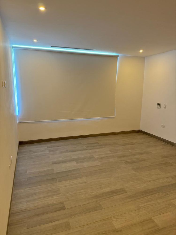 Venta o Alquiler apartamentos en el exclusivo conjunto "Paraso Los Chorros. Alquiler $9-11/m2 Venta $2.220/m2