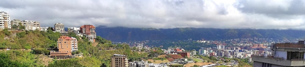 Impecable apartamento en Colinas de Valle Arriba, muy bien ubicado y con excelente vista, actualizado, listo para mudarse, zona segura y tranquila