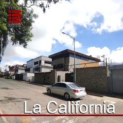 Venta Casa Comercial con otra Parcela de estacionamiento y depsito anexa, con rea permitida por construir, muy bien ubicada en La California con salida directa a la Av. Ro de Janeiro y conexin expresa a principales avenidas y autopistas.