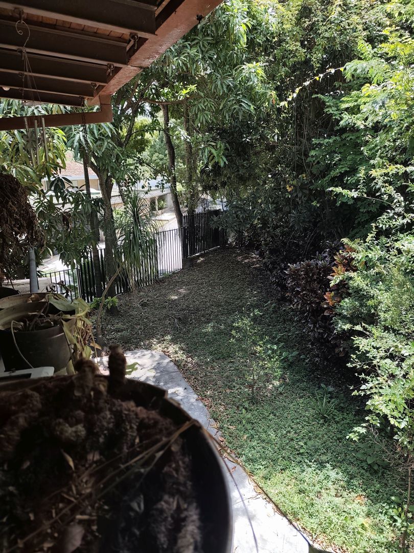 Venta Casa en Santa Marta, Caracas, para remodelar, excelente ubicacin en urbanizacin cerrada con control de acceso.