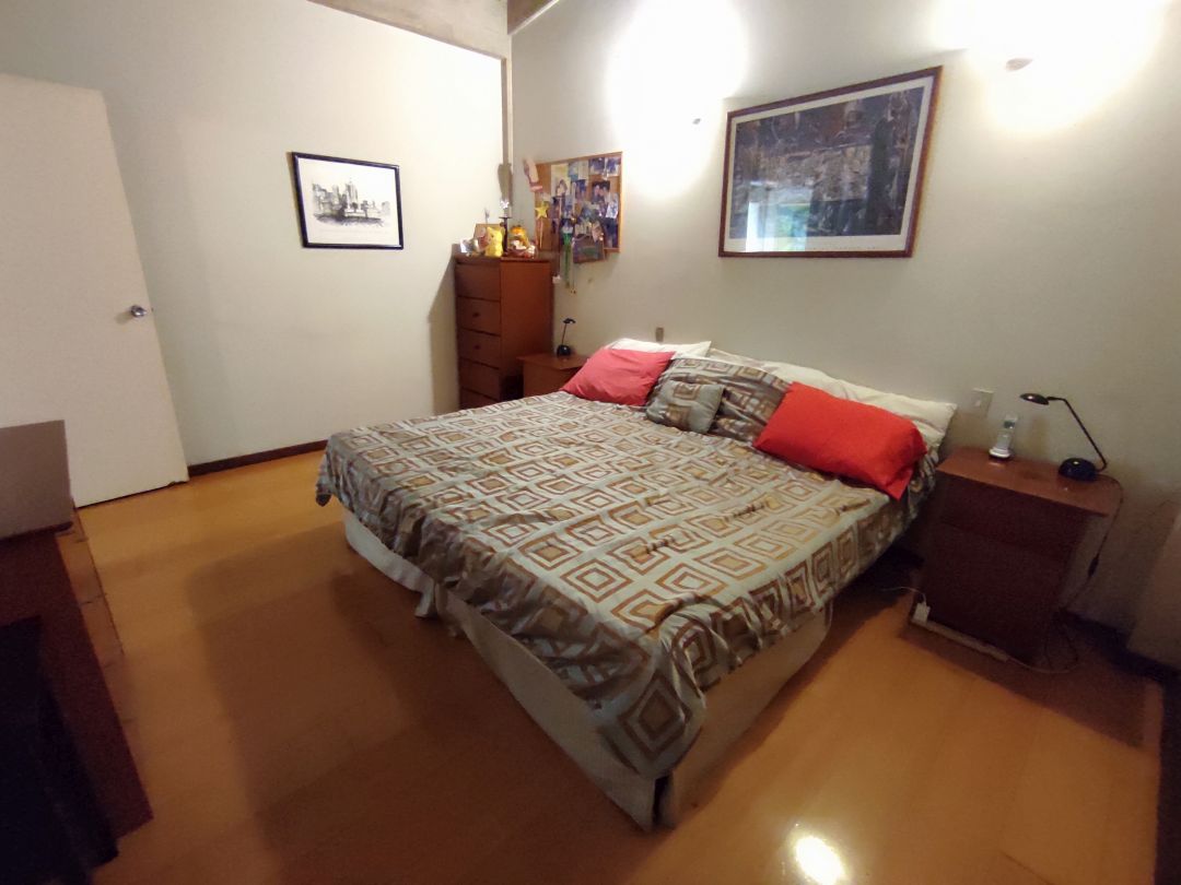 Venta Casa en Colinas de Santa Mnica, excelente oportunidad, edificacin de niveles, muy funcional, para remodelar, con vista sobre toda la ciudad.