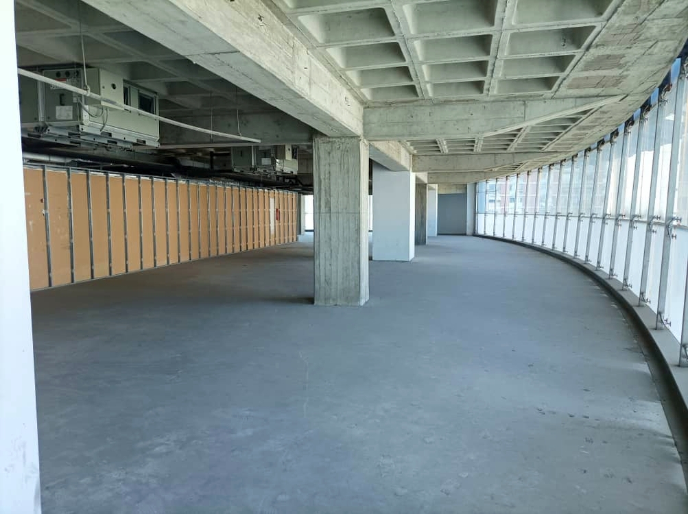 En Venta piso completo en en Centro Galipn, en El Rosal, impecable conjunto de oficinas ubicado en el principal corredor financiero y empresarial de la Capital. https://grupo-tenca.com/index.html