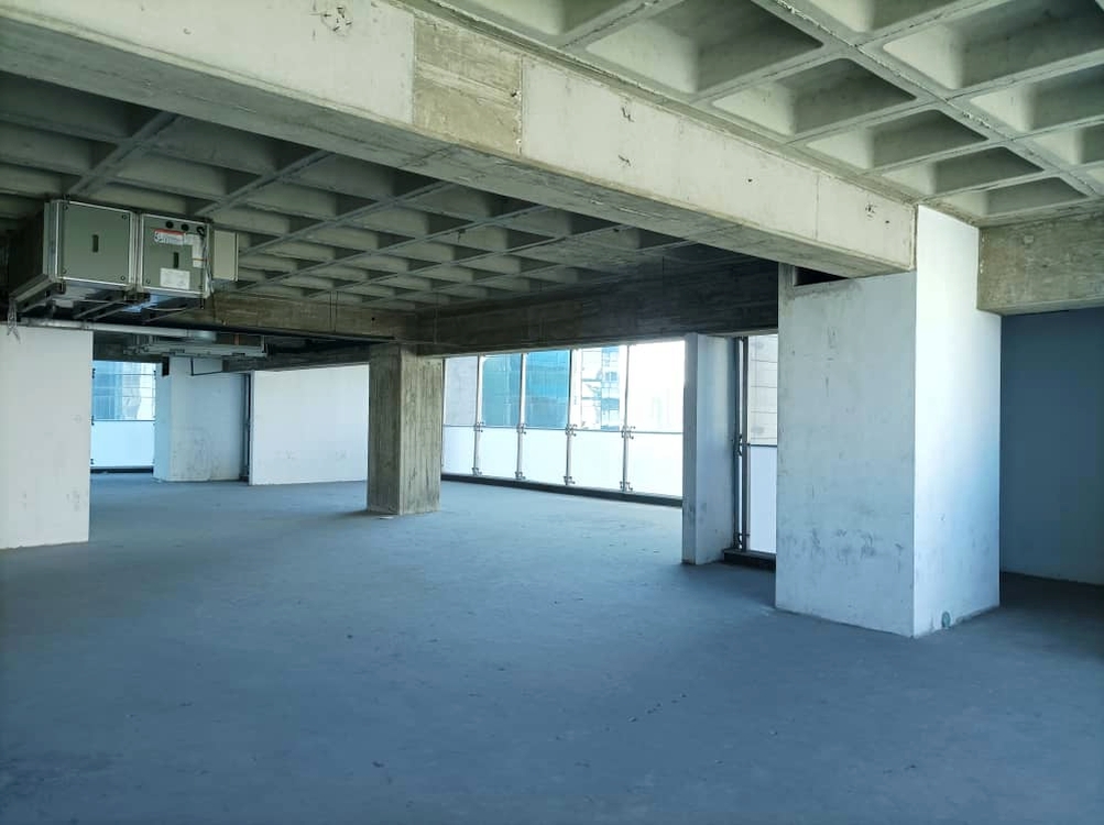 En Venta piso completo en en Centro Galipn, en El Rosal, impecable conjunto de oficinas ubicado en el principal corredor financiero y empresarial de la Capital. https://grupo-tenca.com/index.html