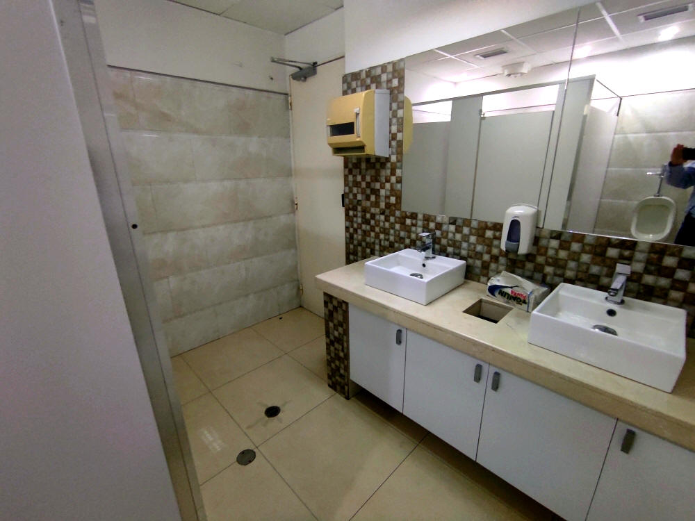 Piso completo de Oficina en Venta  Alquiler, prestigiosa Torre Sudamrica de El Rosal, excelente ubicacin y vista, en el corredor financiero y empresarial por excelencia